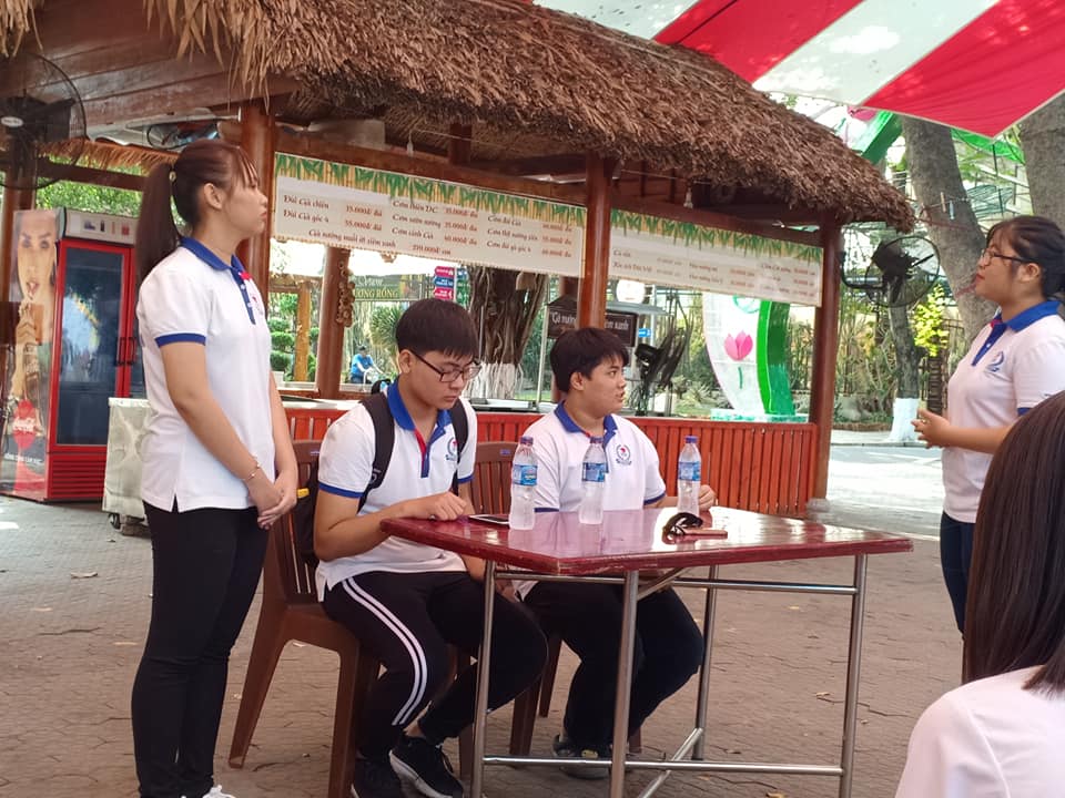 9+ đầm sen